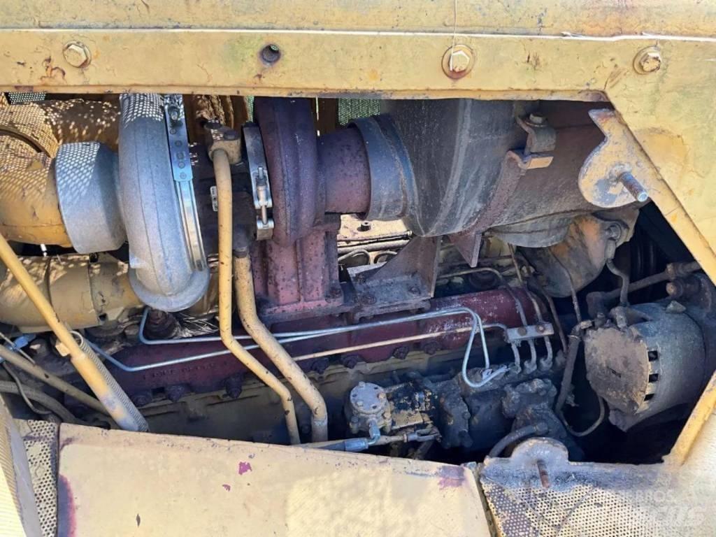 CAT D 7 G Buldožerji goseničarji