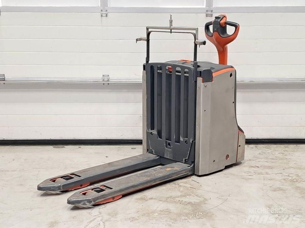 Linde T16L Električni nizko dvižni viličar