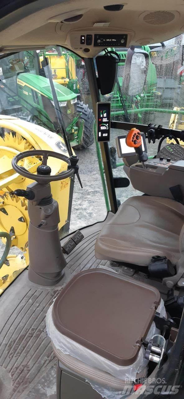 John Deere 8400i Stroji za krmo na lastni pogon