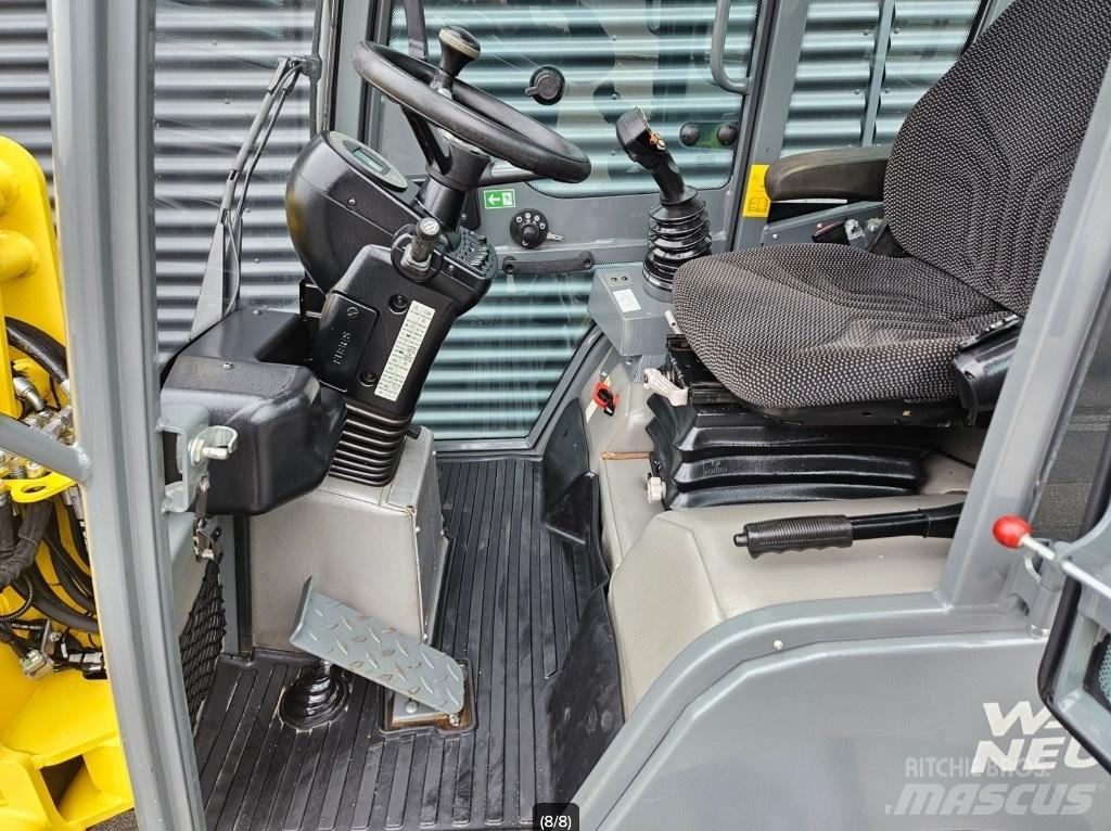 Wacker Neuson WL 32 Kolesni nakladalci