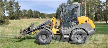 Mecalac AX850 Kolesni nakladalci