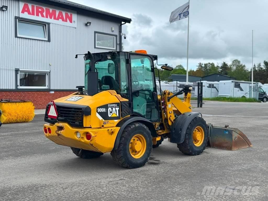 CAT 906 H Kolesni nakladalci