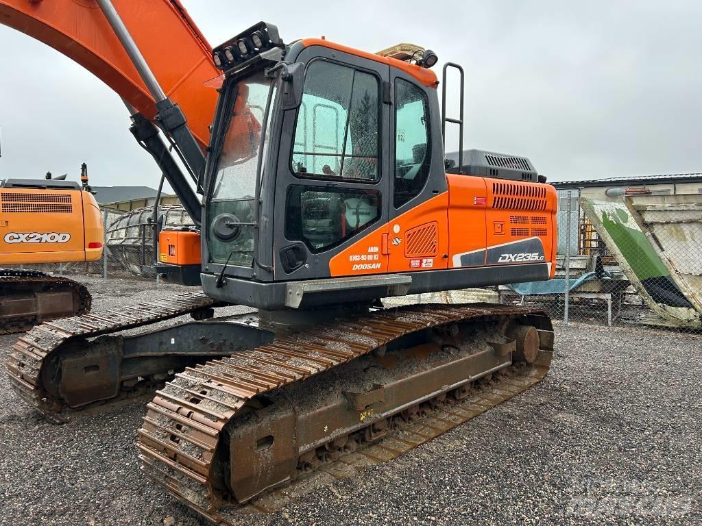 Doosan DX 235 LC-5 Bagri goseničarji