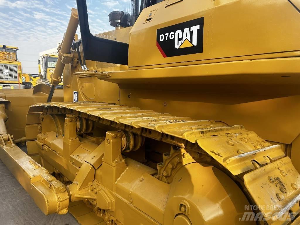 CAT D 7 G Buldožerji goseničarji
