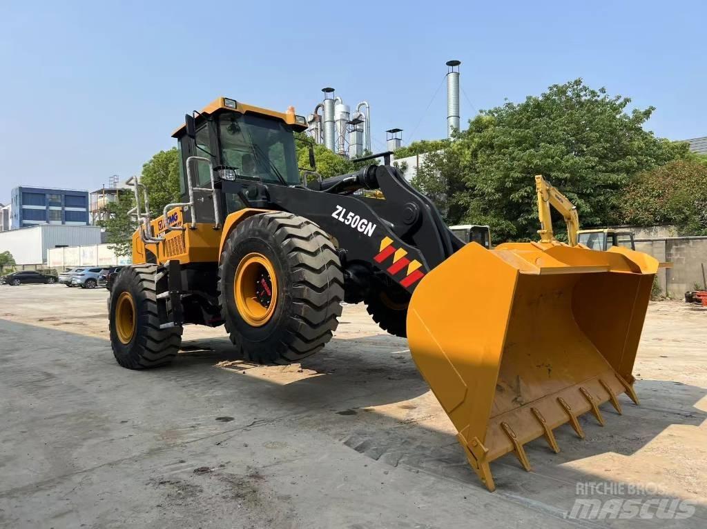 XCMG ZL 50 GN Kolesni nakladalci