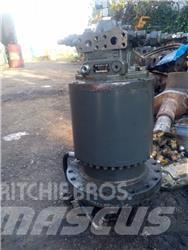 Liebherr R 914 Menjalnik