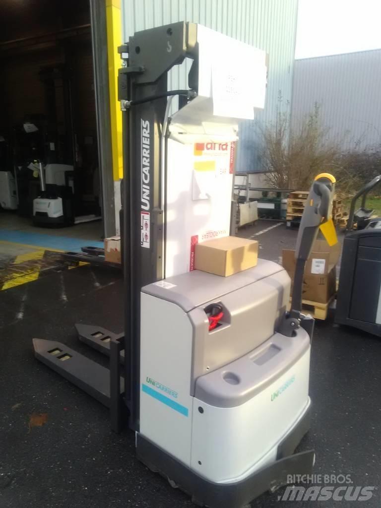 UniCarriers PSH200 Ročni električni viličar