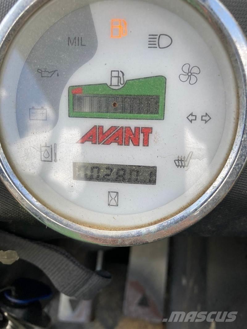 Avant 225 Mini nakladalci