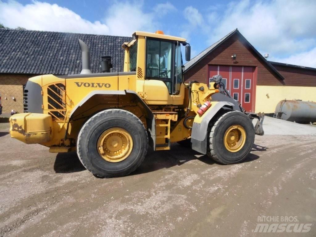 Volvo L 120 F Kolesni nakladalci
