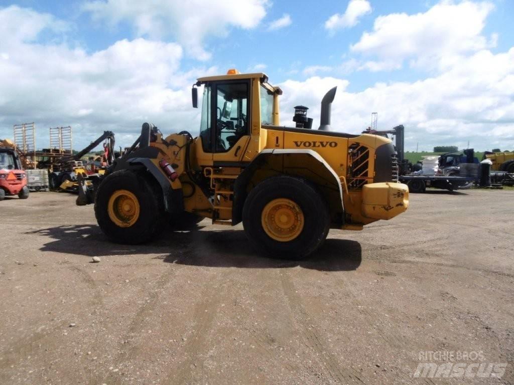 Volvo L 120 F Kolesni nakladalci