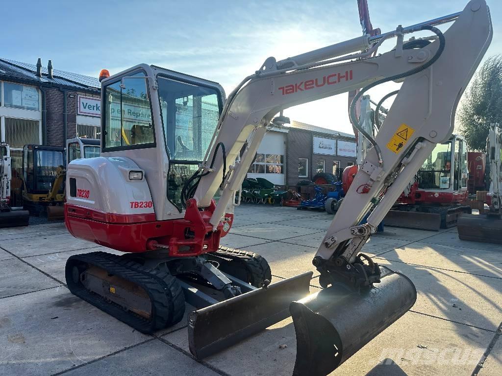 Takeuchi TB 230 Mini bagri <7t