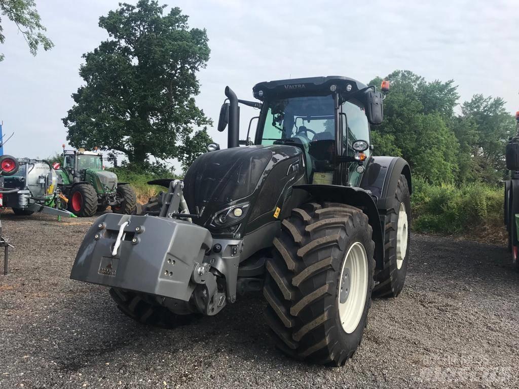 Valtra S 394 Traktorji