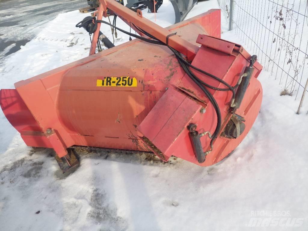  TR-250 lumilinko Snežne freze
