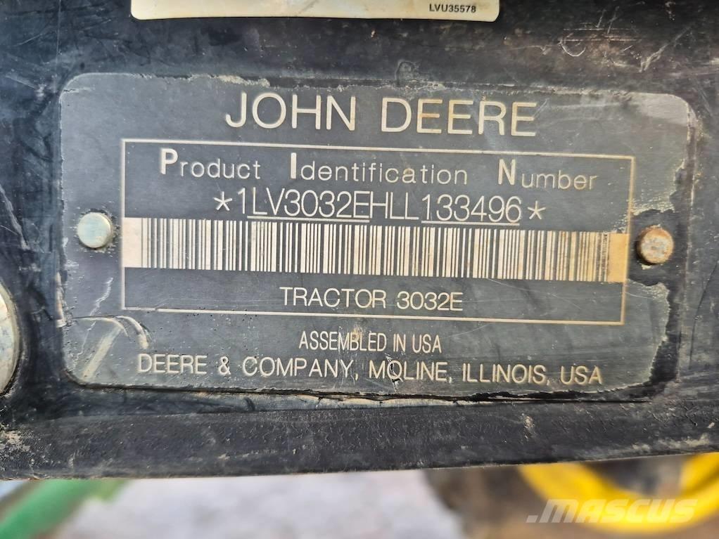 John Deere 3032 E Traktorji