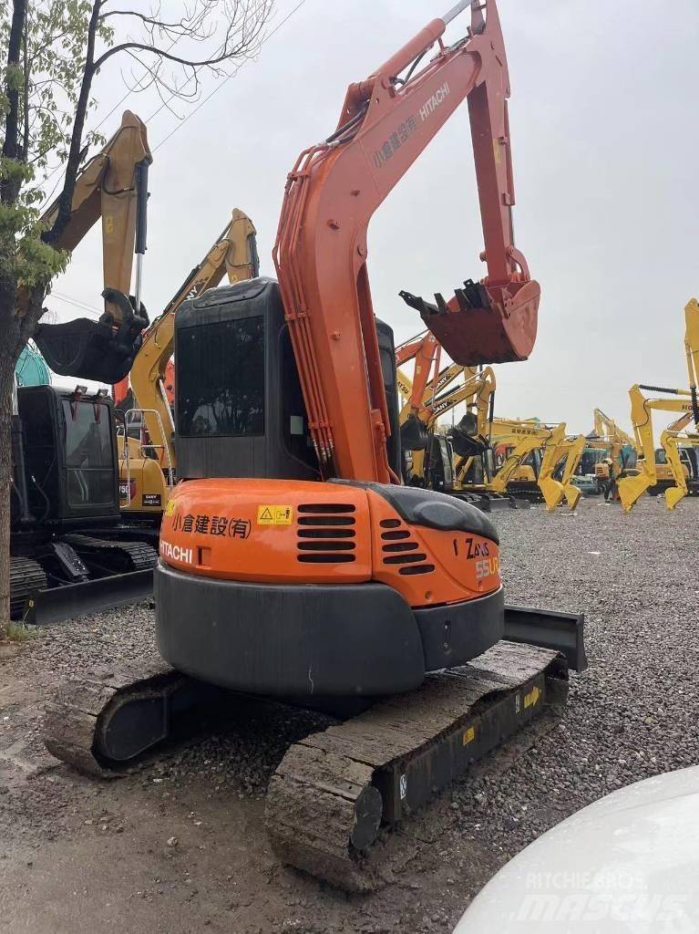 Hitachi 55 Mini bagri <7t