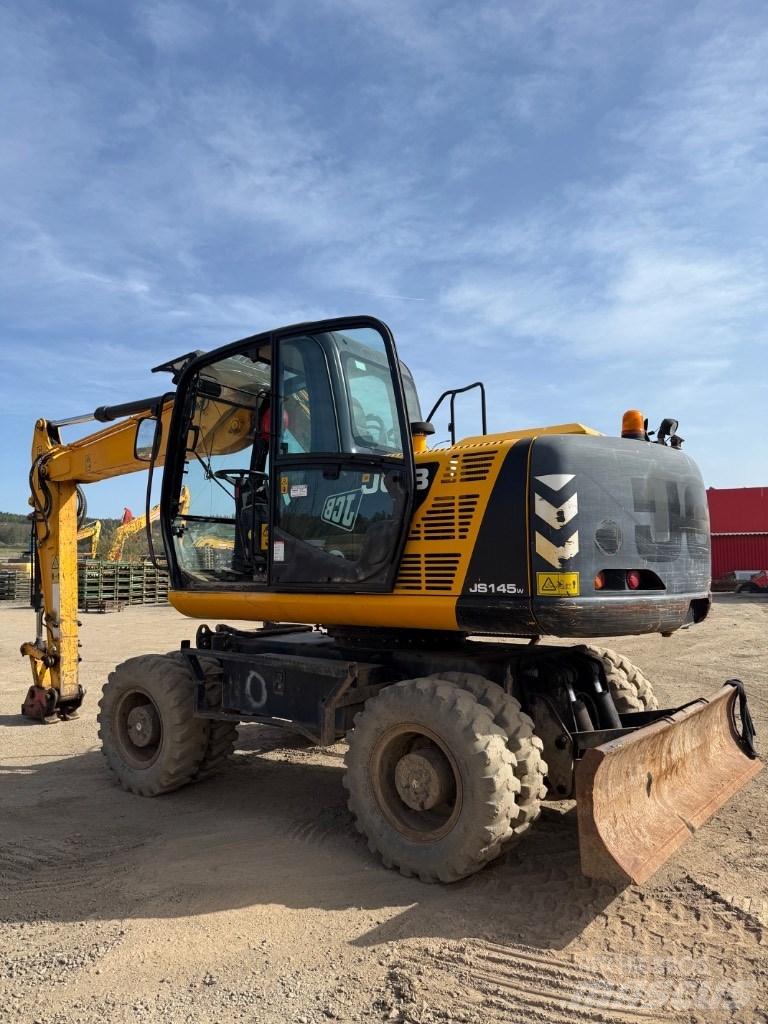 JCB JS 145 W Bagri na kolesih