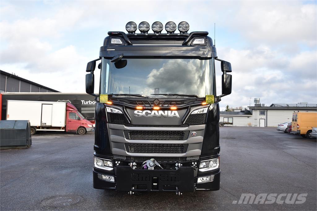 Scania R590 8X4 Kotalni prekucni tovornjaki