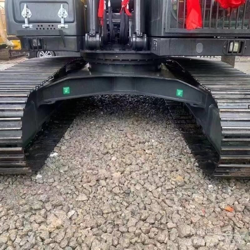 Volvo EC 140 Bagri goseničarji