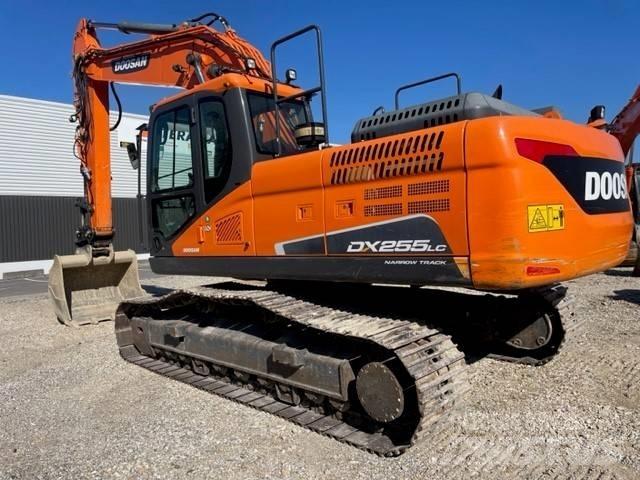 Doosan DX255LC-5 Bagri goseničarji