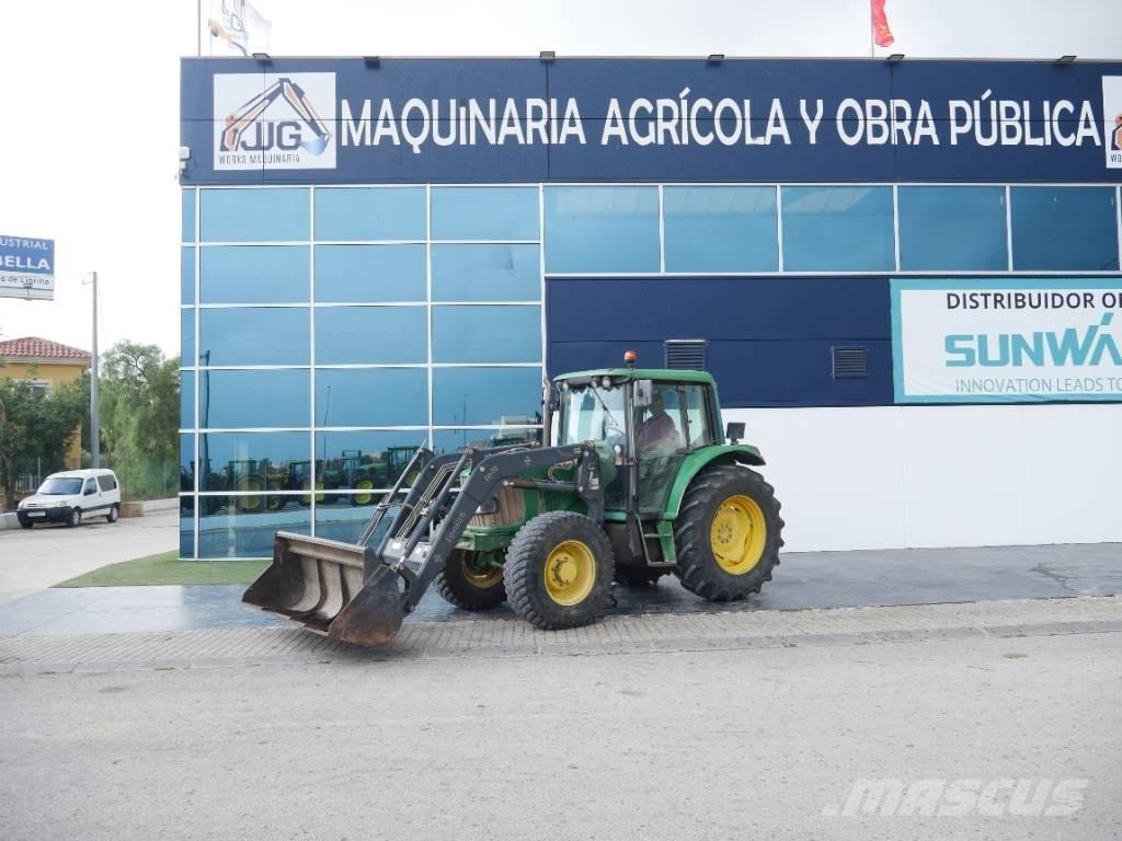 John Deere 6220 Traktorji