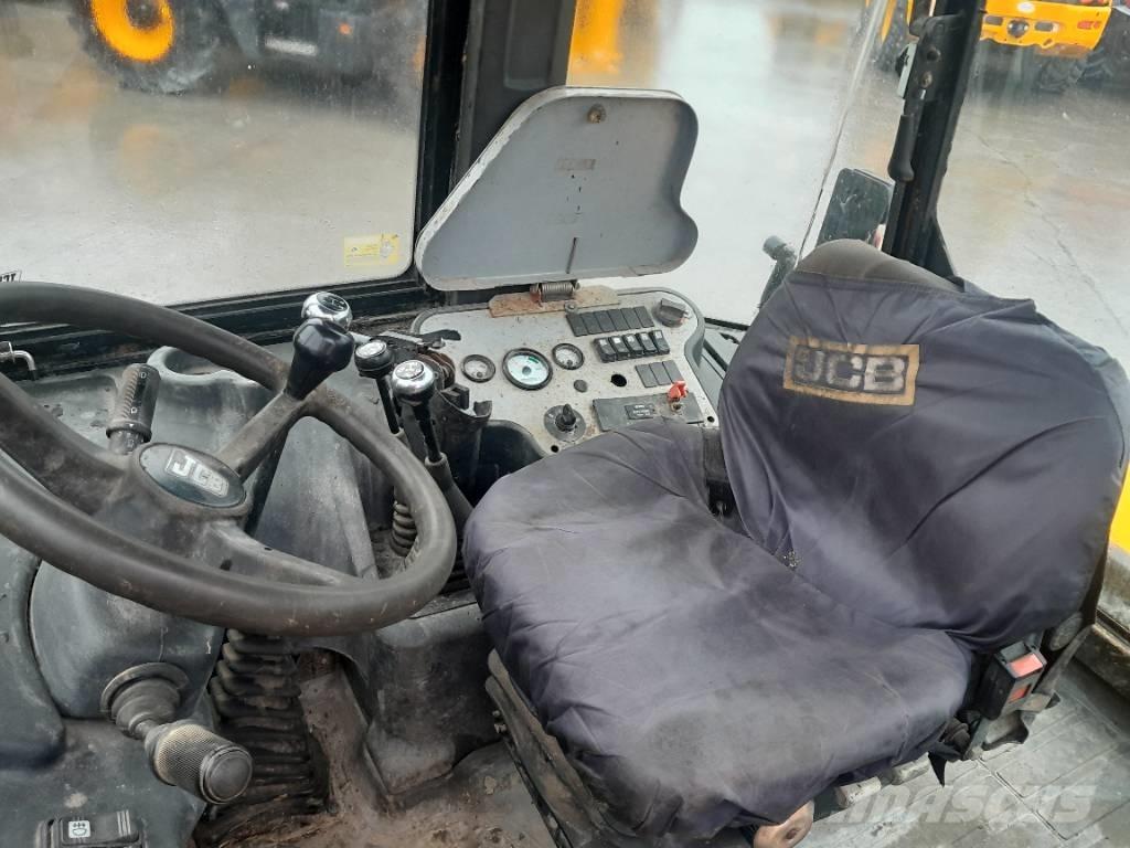 JCB 2 CX Kolesni nakladalci