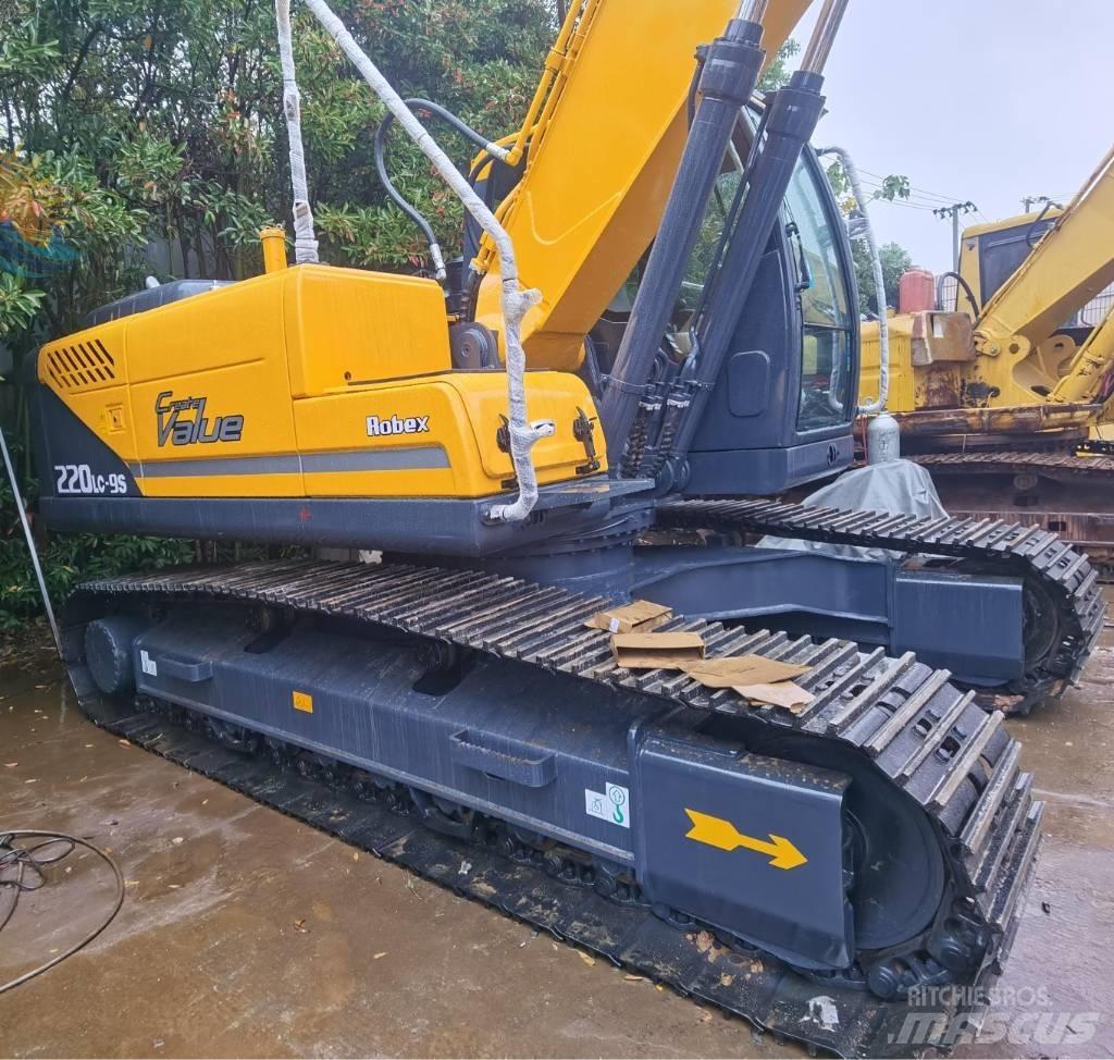 Hyundai R220LC-9S Bagri na kolesih