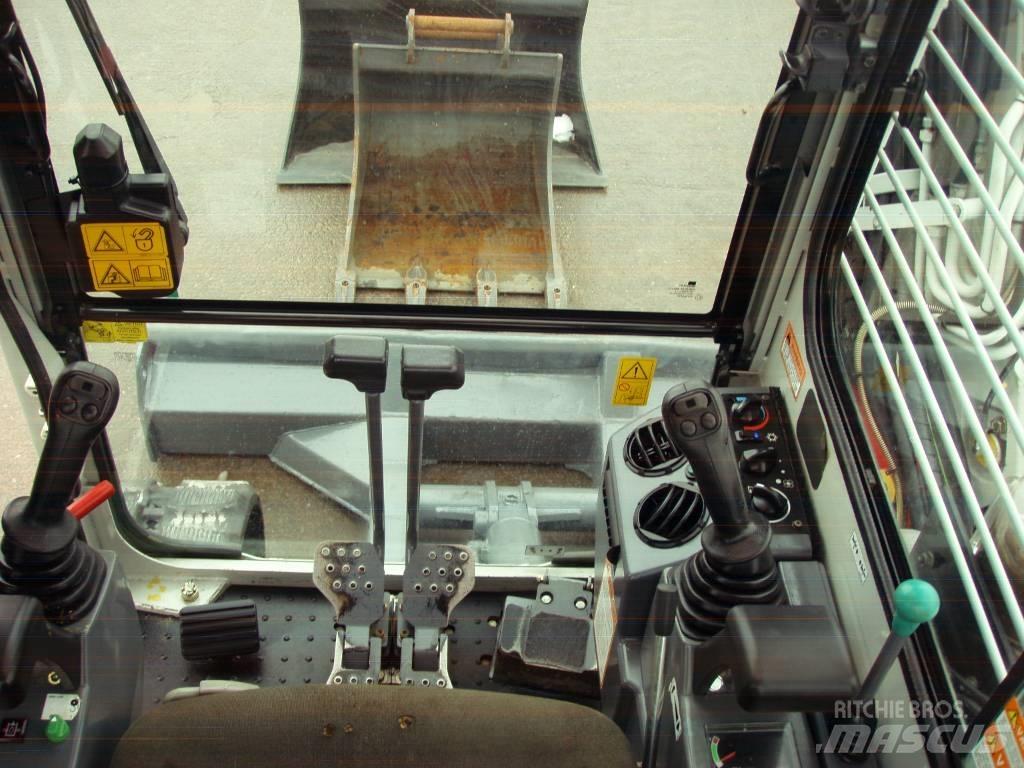 Takeuchi TB153FR Mini bagri <7t