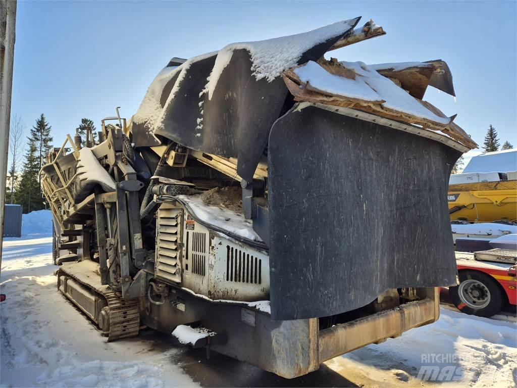 Metso ST 272 Mobilna sita