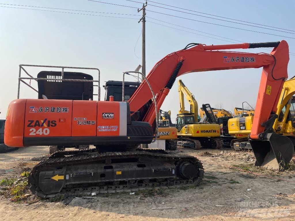 Hitachi ZX 240 Bagri goseničarji