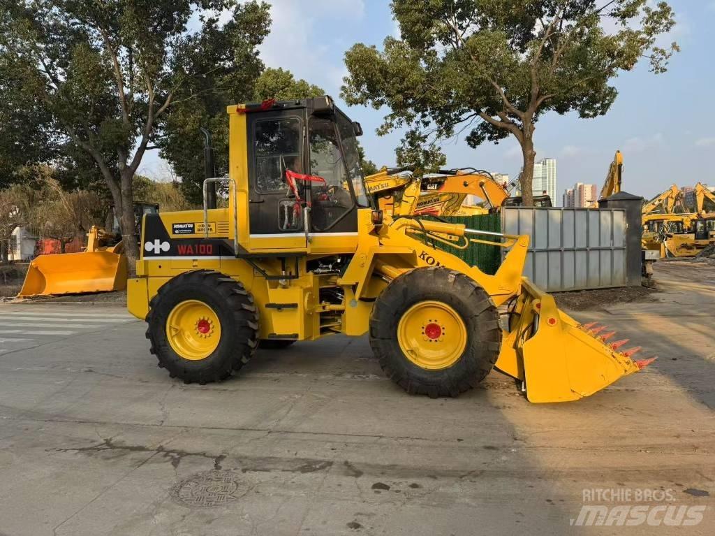 Komatsu WA100-1 Kolesni nakladalci