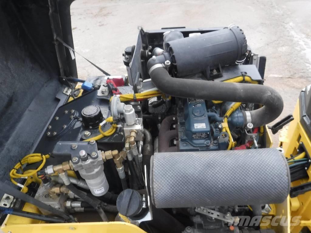 Bomag BW 120 AD-5 Dvojni valjarji