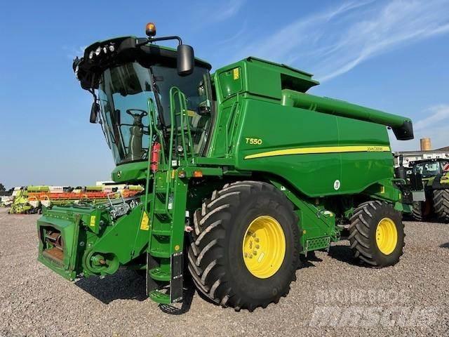 John Deere T 550 Kombajni