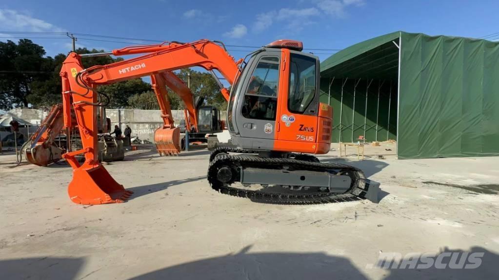 Hitachi ZX75US Mini bagri <7t
