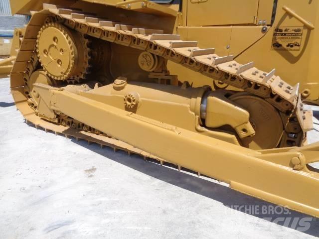 CAT D 6 R II Buldožerji goseničarji