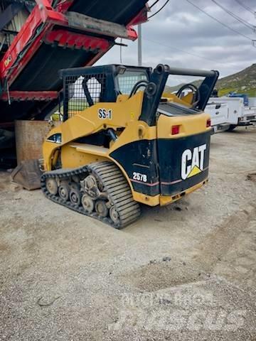 CAT 257 B Skid steer mini nakladalci
