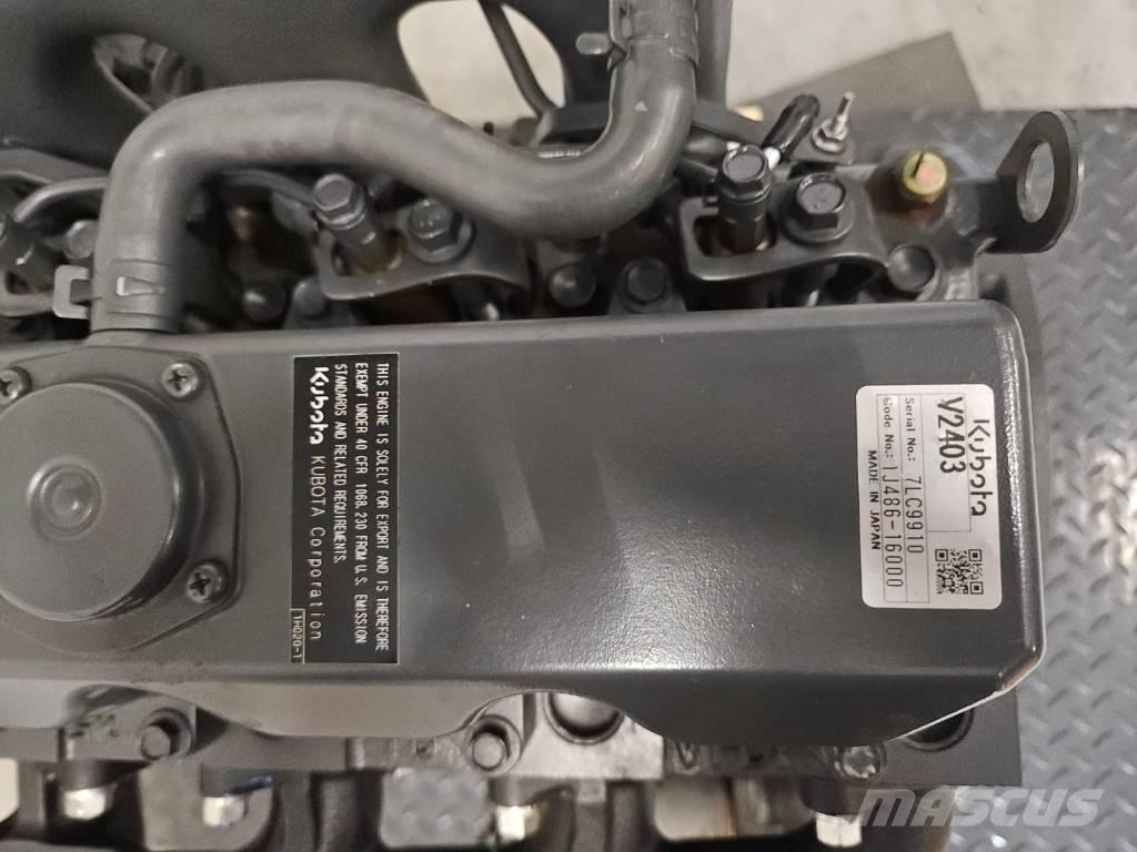 Kubota V2403 Motorji