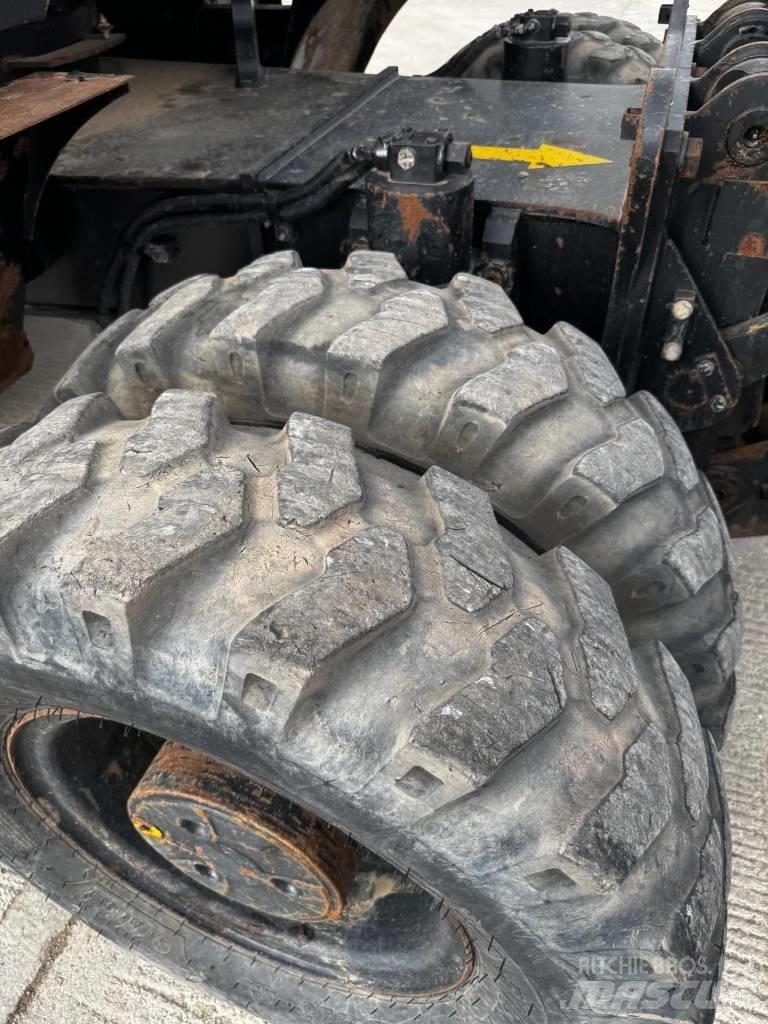 Hitachi ZX 145 W-6 Bagri na kolesih