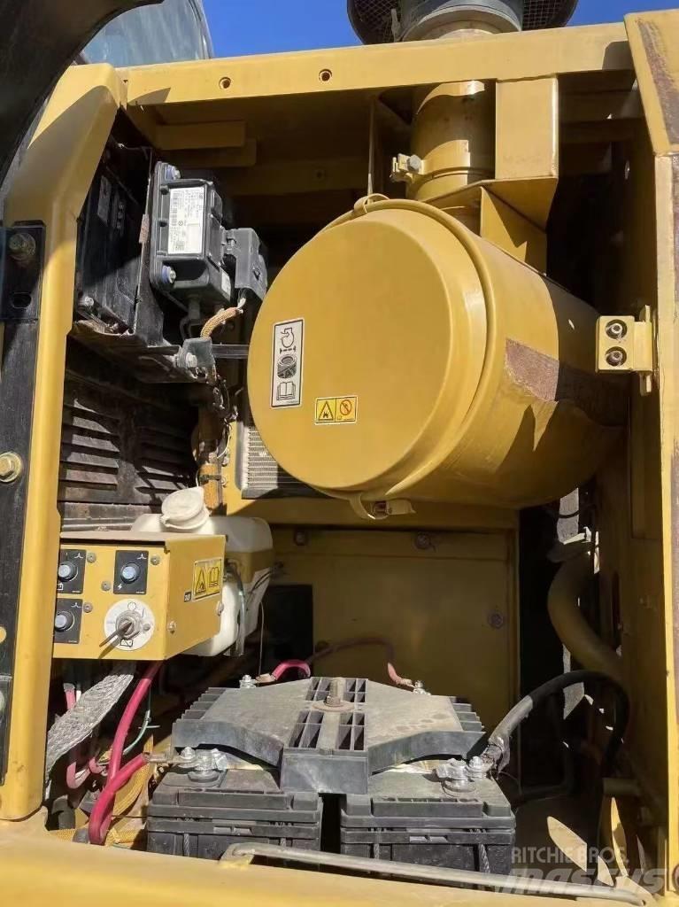 CAT 329 D2 Bagri goseničarji