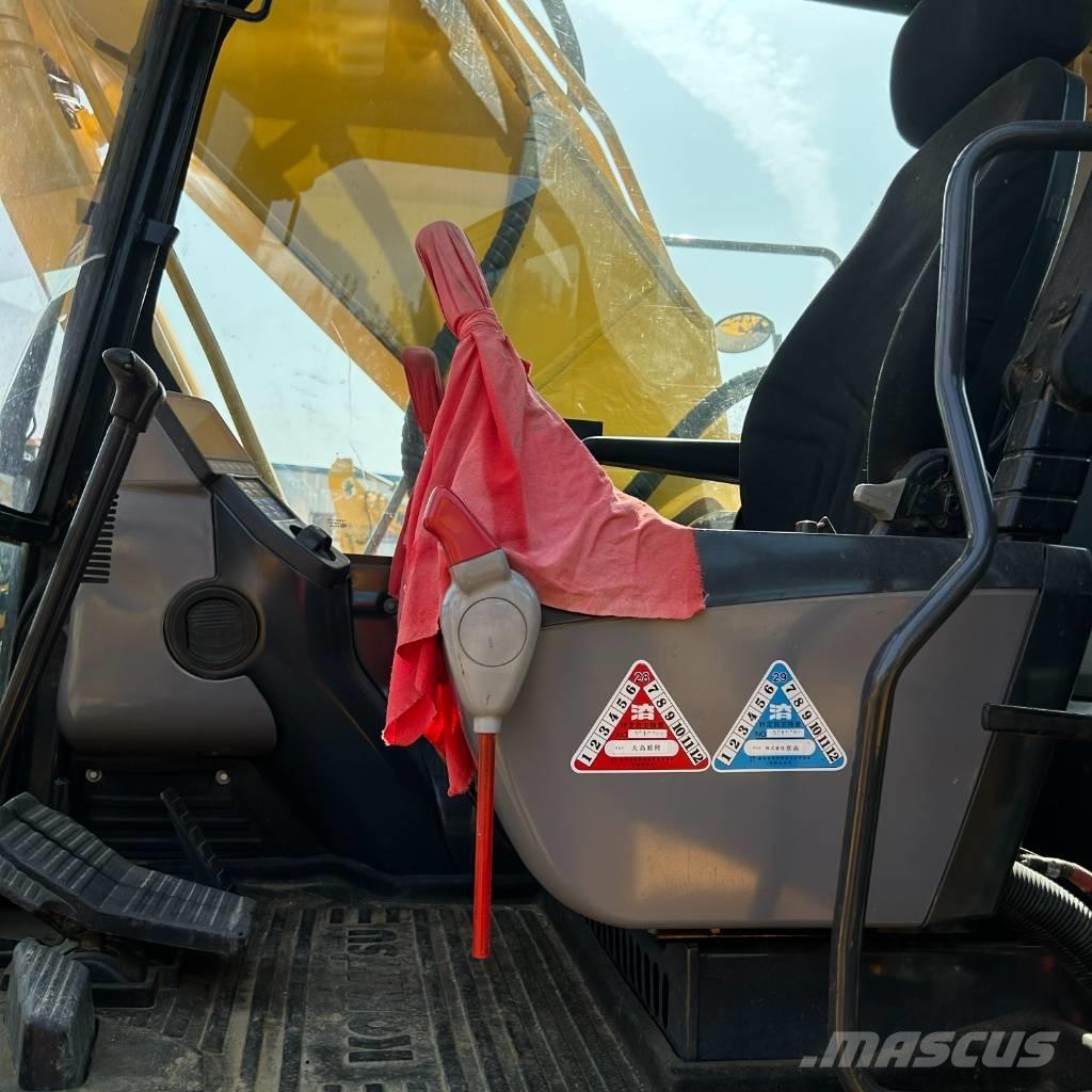 Komatsu 200-8 Bagri goseničarji