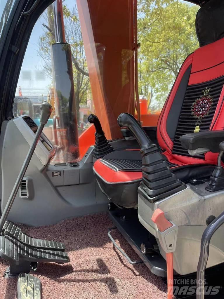 Doosan DX75 Mini bagri <7t