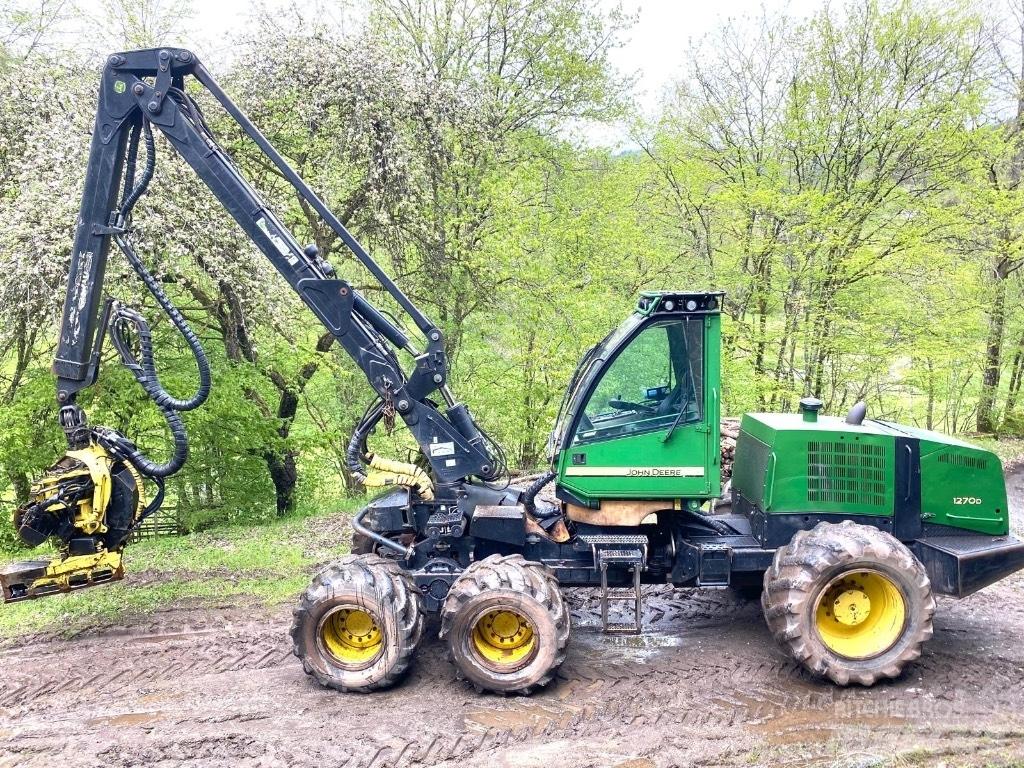 John Deere 1270 D Harvesterji