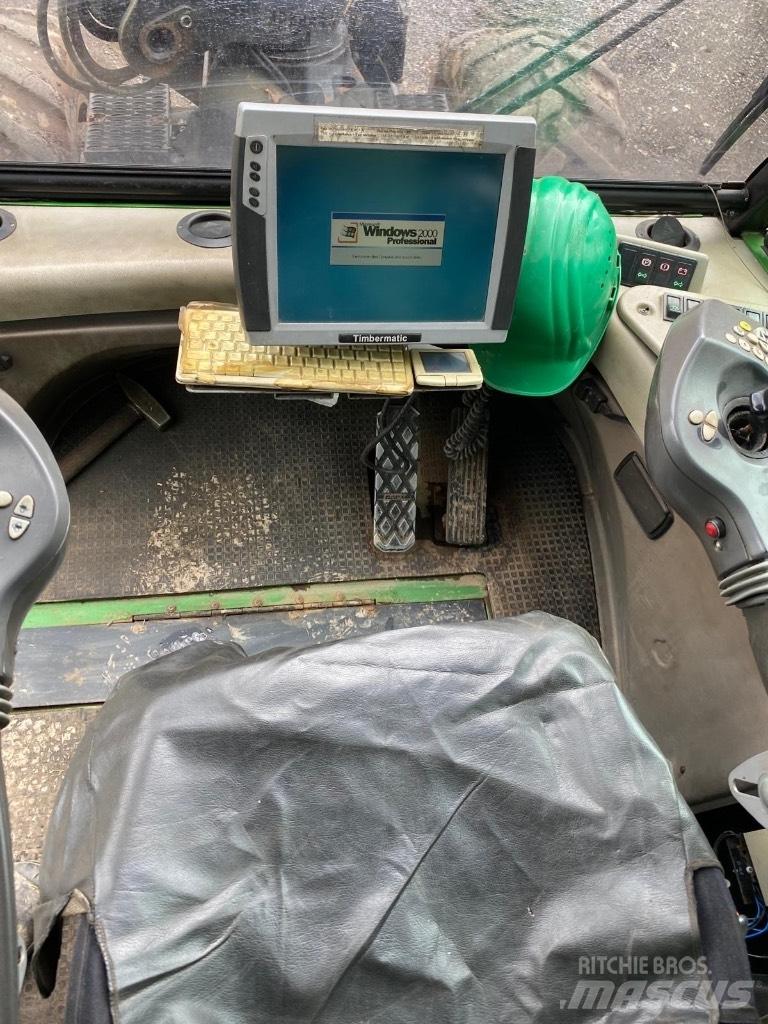 John Deere 1270 D Harvesterji