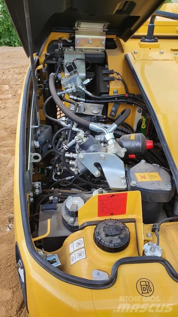 Komatsu PC88 MR-11E0 Midi bagri 7t – 12t
