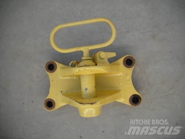 Komatsu D51 Buldožerji goseničarji
