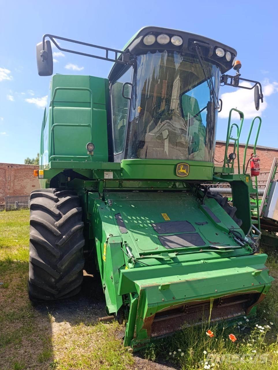 John Deere W650 Kombajni