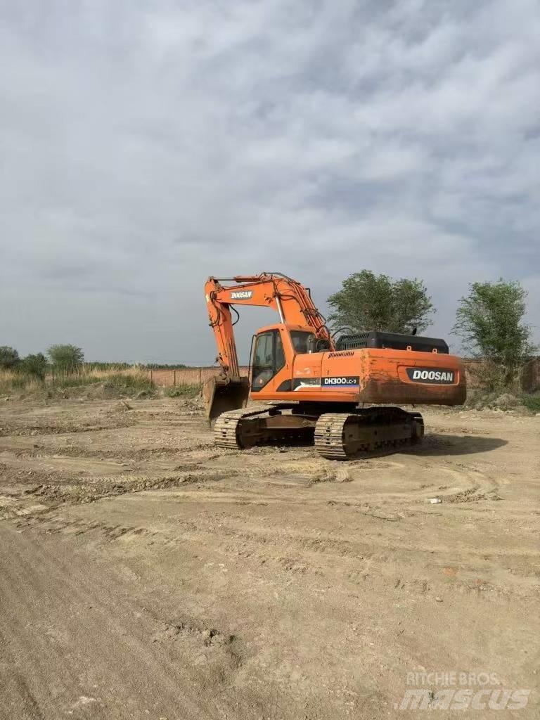 Doosan DH 300 LC-7 Bagri goseničarji