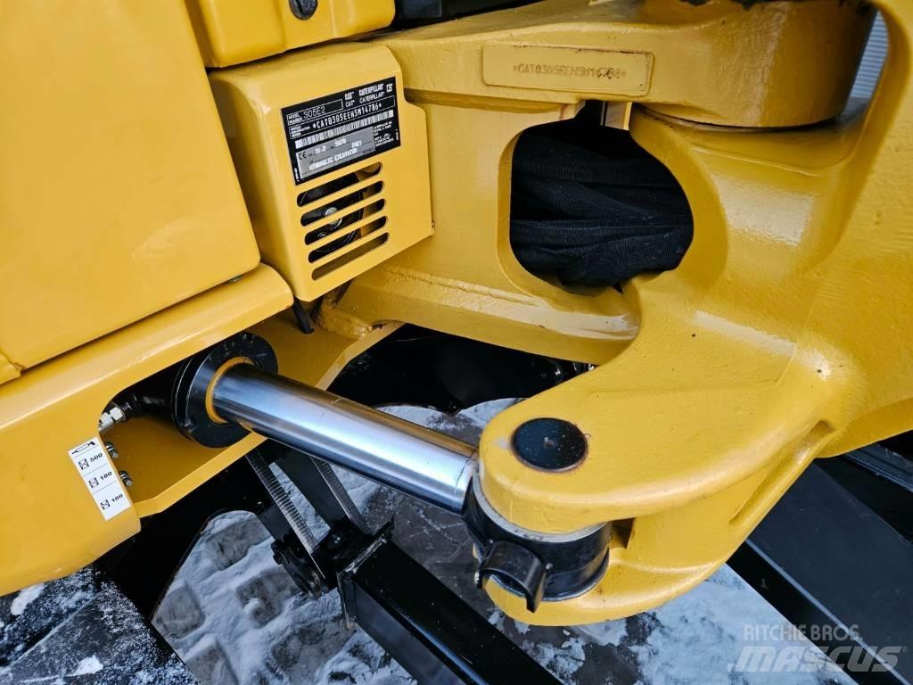 CAT 305E2 Mini bagri <7t