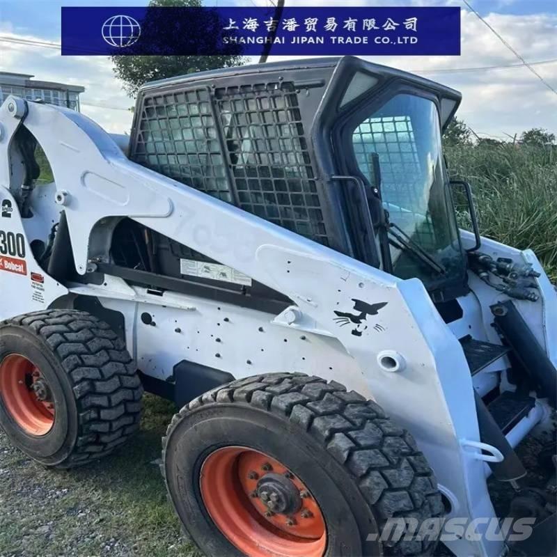 Bobcat s 300 Skid steer mini nakladalci