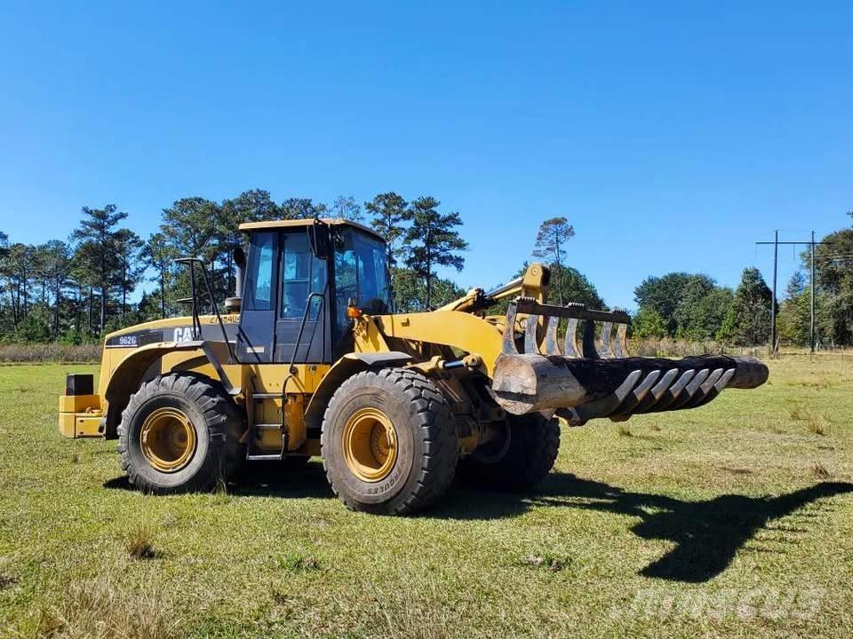CAT 962 G Kolesni nakladalci