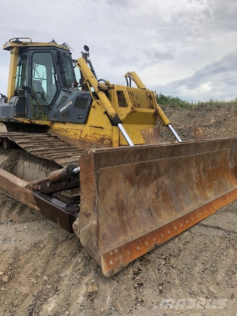 Komatsu D 65 PX-12 Buldožerji goseničarji